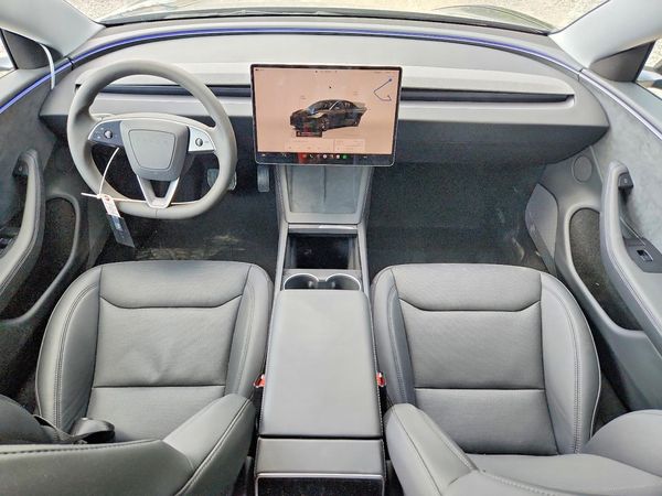 2026 TESLA MODEL 3 — CKPT