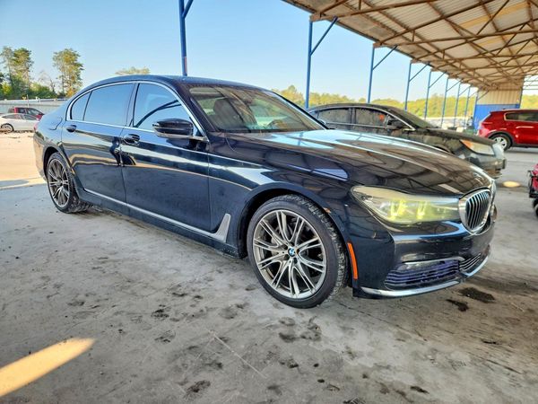 2016 BMW 740