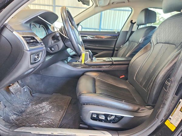 2016 BMW 740