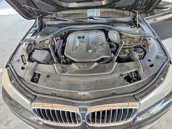 2016 BMW 740