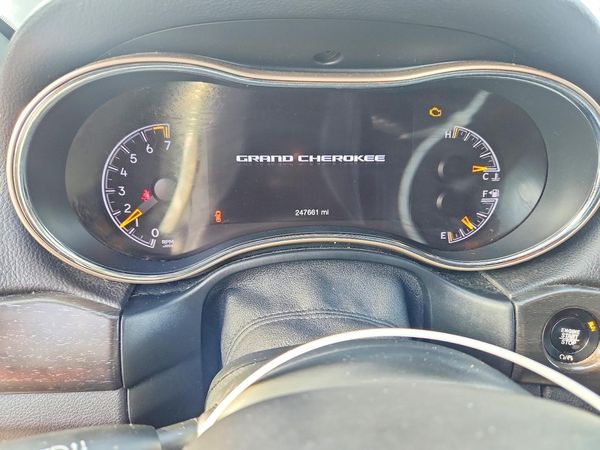 2016 JEEP GRAND CHEROKEE Laredo — DIRR