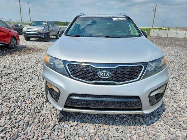 2013 KIA SORENTO SX