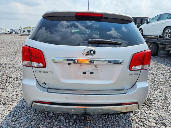 2013 KIA SORENTO SX