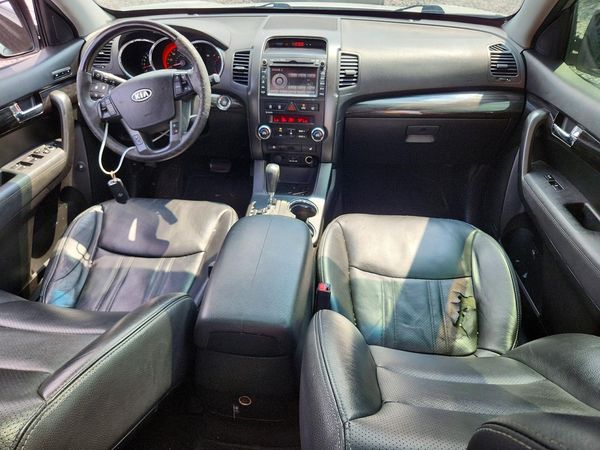 2013 KIA SORENTO SX