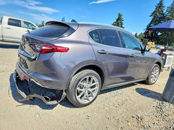 2018 ALFA ROMEO STELVIO TI AWD