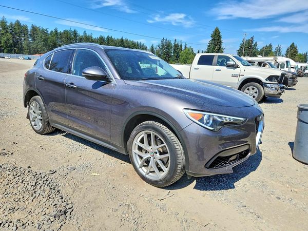 2018 ALFA ROMEO STELVIO TI AWD