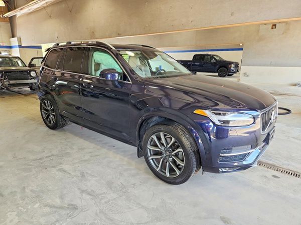 2019 VOLVO XC90