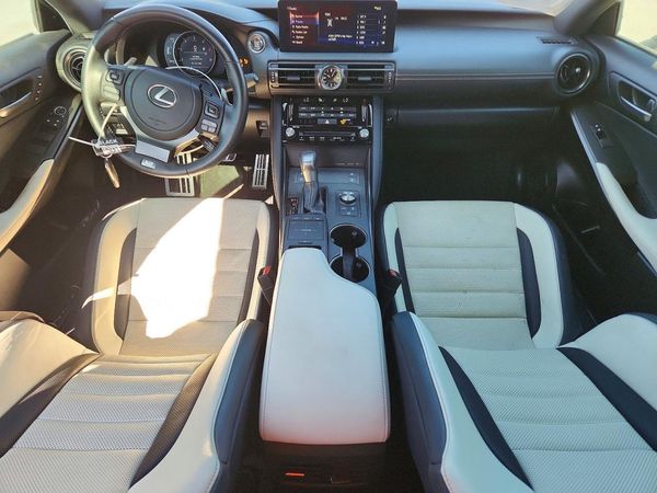 2023 LEXUS IS