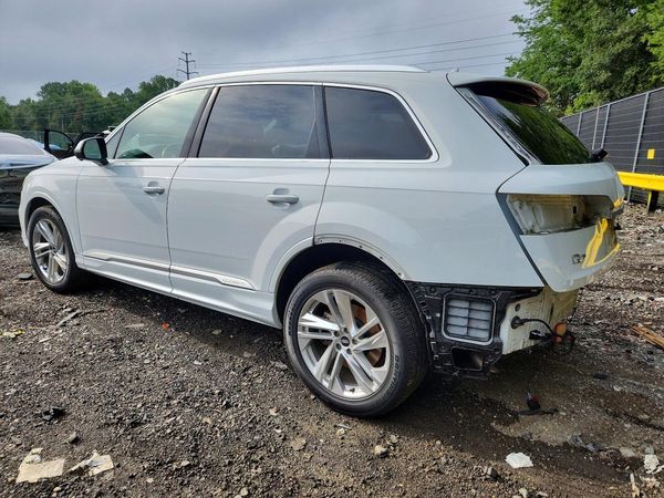 2021 AUDI Q7 quattro Premium Plus
