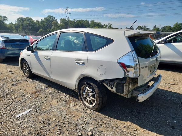 2012 TOYOTA PRIUS V TH