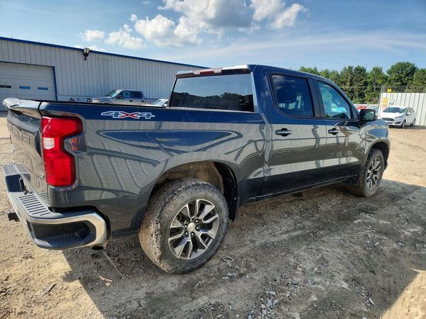 2020 CHEVROLET SILVERADO LT
