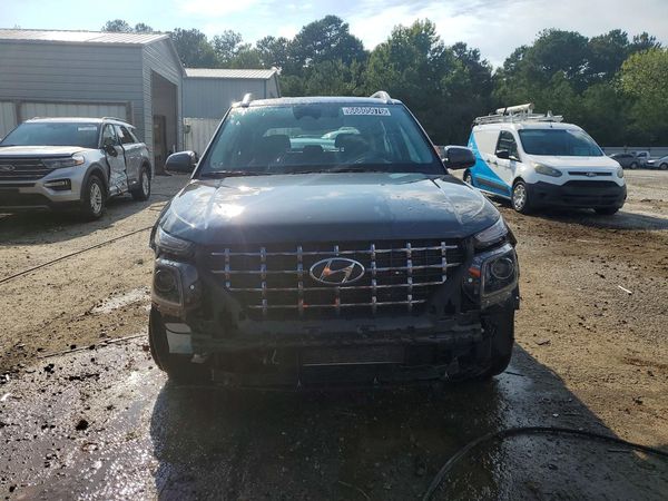 2026 HYUNDAI VENUE SEL, SEL w/ 2-Tone Roof