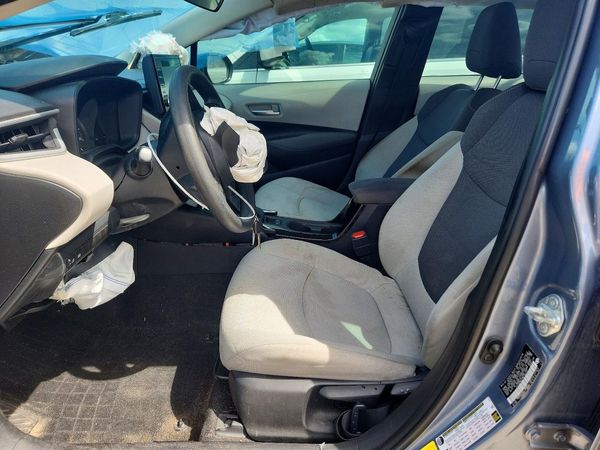 2021 TOYOTA COROLLA L — DENT