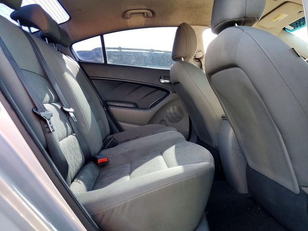 2015 KIA FORTE GL(Middle-low grade)