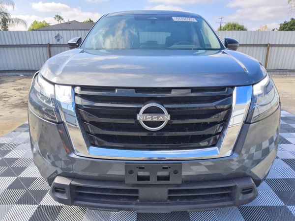 2025 NISSAN PATHFINDER S