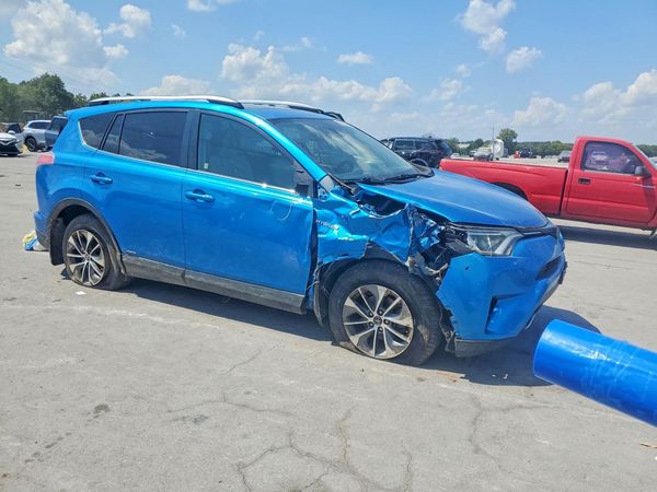 2018 TOYOTA RAV4 LE Plus/XLE