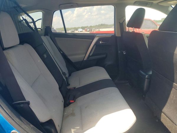 2018 TOYOTA RAV4 LE Plus/XLE