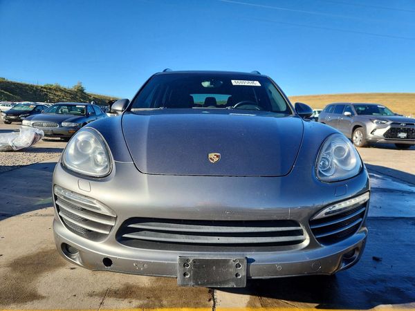 2012 PORSCHE CAYENNE