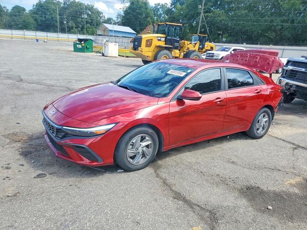 2024 HYUNDAI ELANTRA