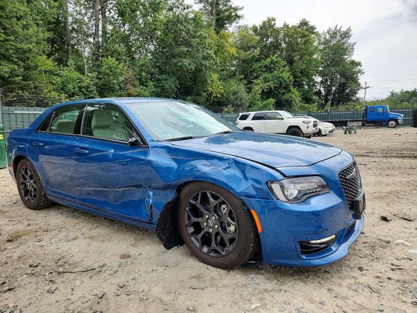 2023 CHRYSLER 300 Touring L