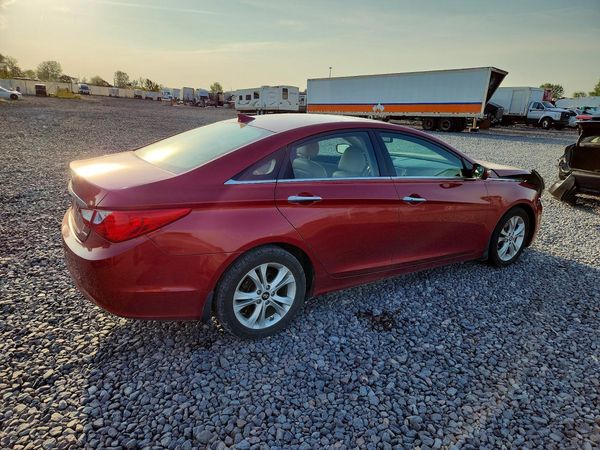 2013 HYUNDAI SONATA