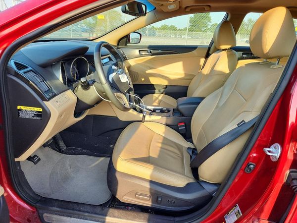 2013 HYUNDAI SONATA