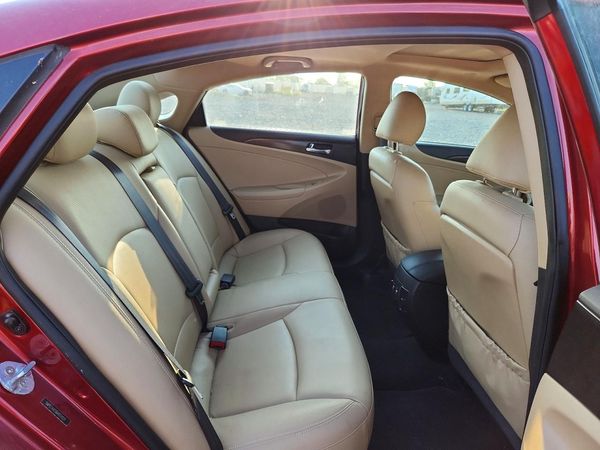 2013 HYUNDAI SONATA