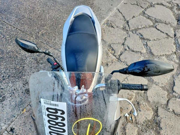 2016 HONDA PCX