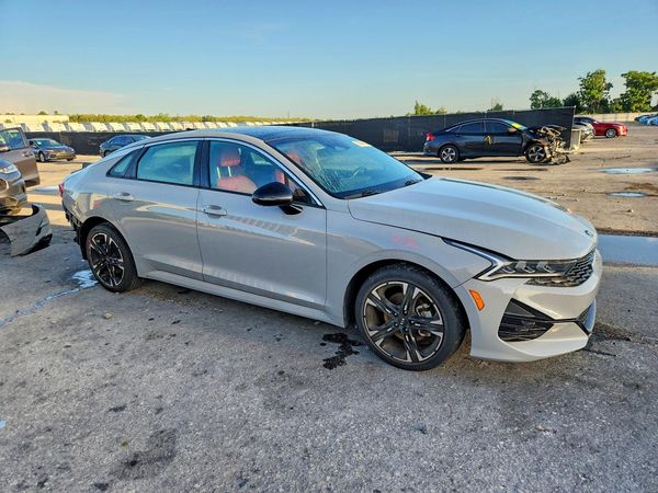 2021 KIA K5 GT-Line