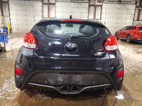 2013 HYUNDAI VELOSTER