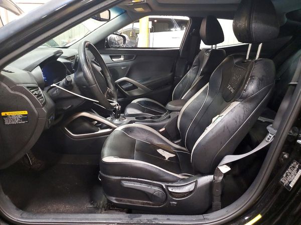 2013 HYUNDAI VELOSTER