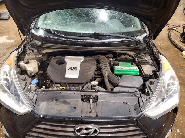 2013 HYUNDAI VELOSTER