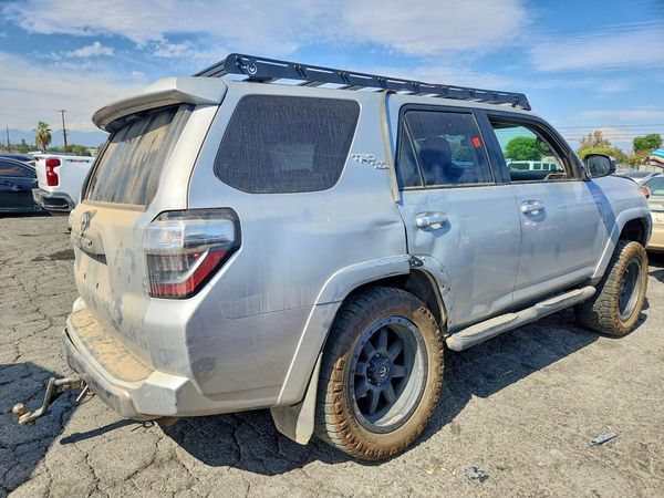 2017 TOYOTA 4RUNNER