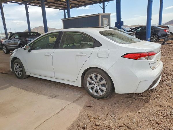 2022 TOYOTA COROLLA