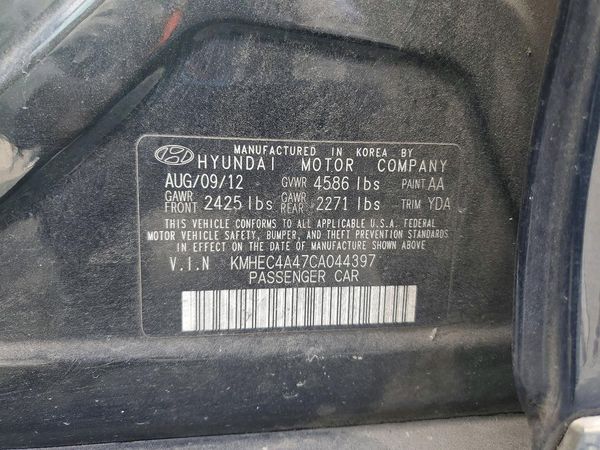 2012 HYUNDAI SONATA Middle level