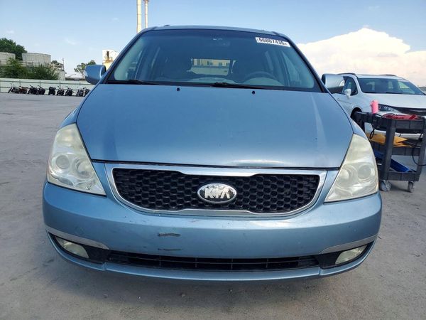 2014 KIA SEDONA GL
