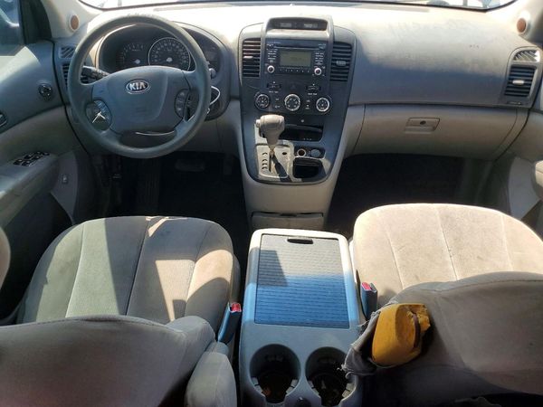 2014 KIA SEDONA GL