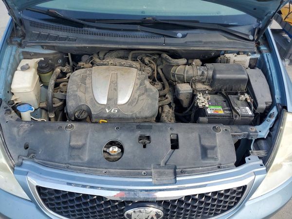 2014 KIA SEDONA GL