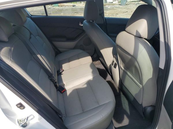 2015 KIA FORTE