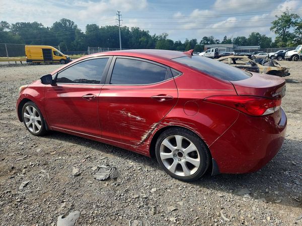 2013 HYUNDAI ELANTRA