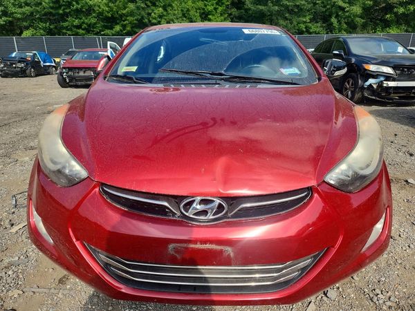 2013 HYUNDAI ELANTRA