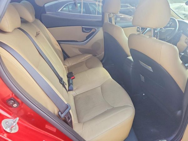 2013 HYUNDAI ELANTRA