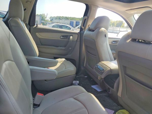 2016 CHEVROLET TRAVERSE 2LT