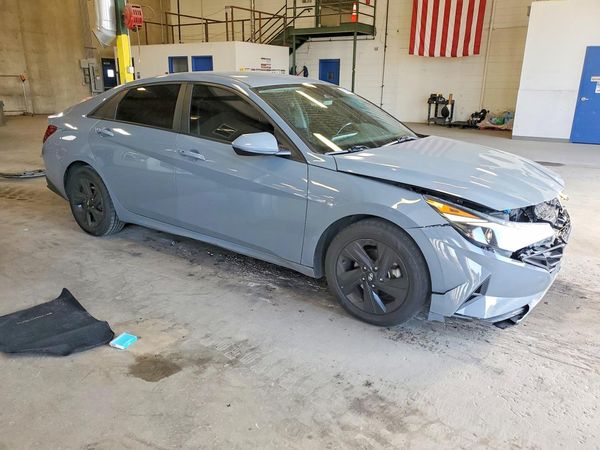 2021 HYUNDAI ELANTRA