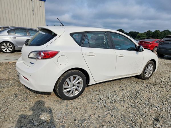 2013 MAZDA 3
