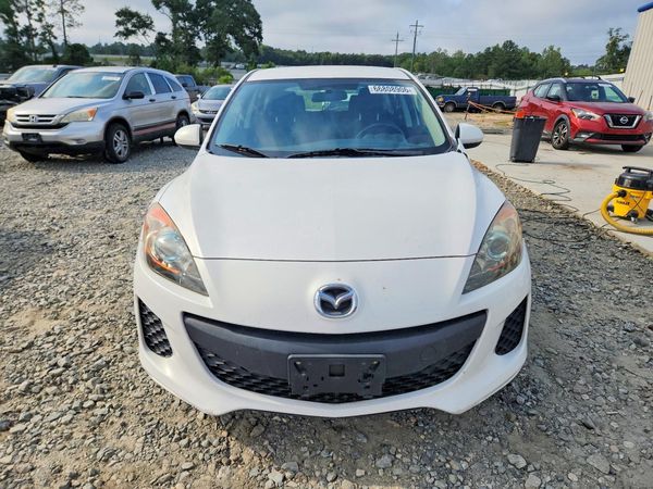 2013 MAZDA 3