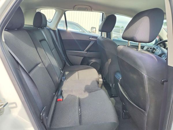 2013 MAZDA 3