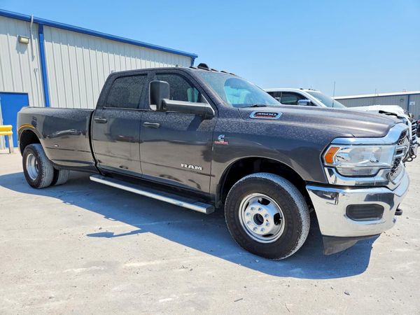 2021 RAM 3500 TRADESMAN CREW CAB 4X2