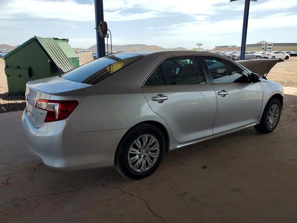 2014 TOYOTA CAMRY
