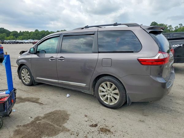 2017 TOYOTA SIENNA